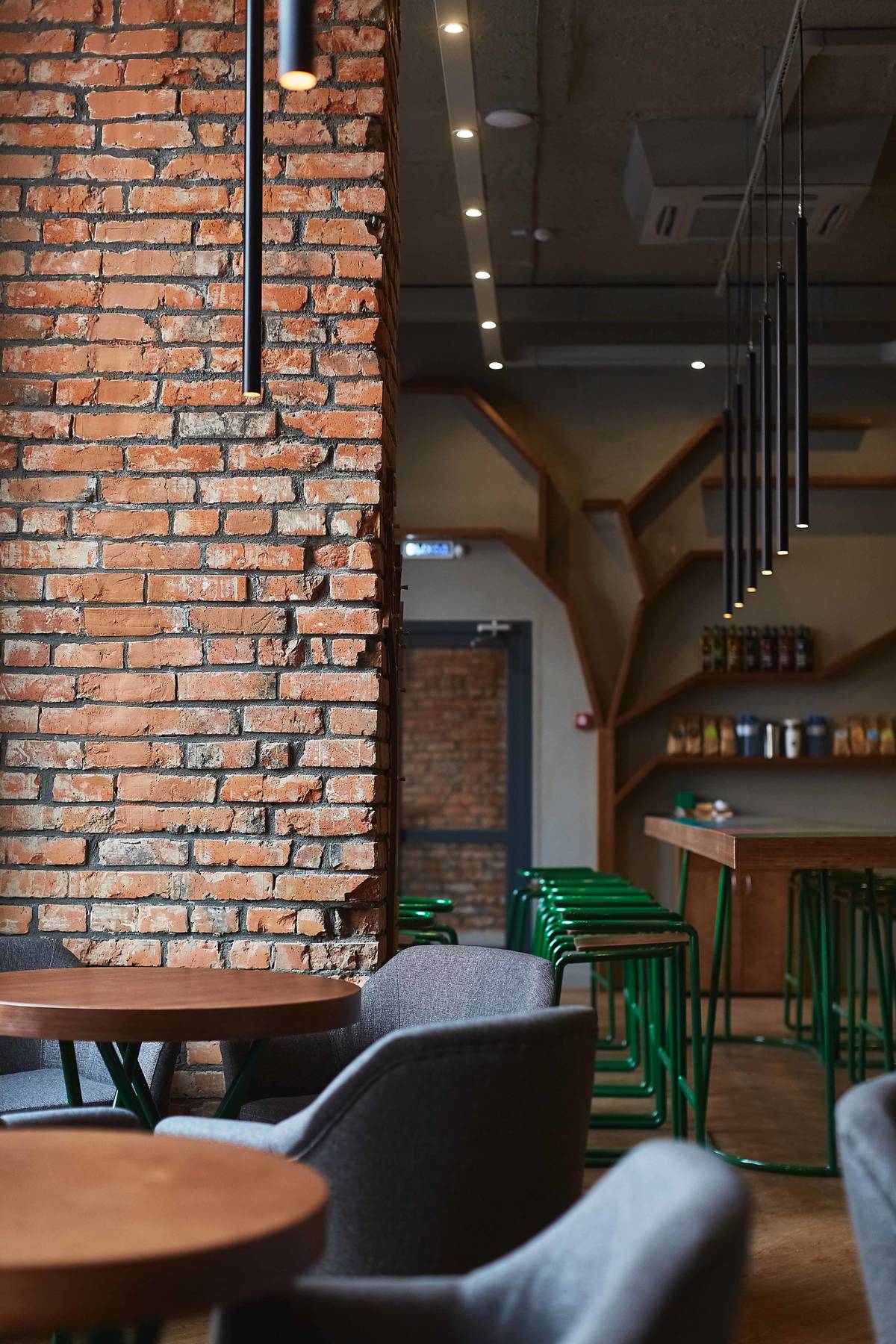 42.065P GreenHouse coffee house | design studio LEFTdesign